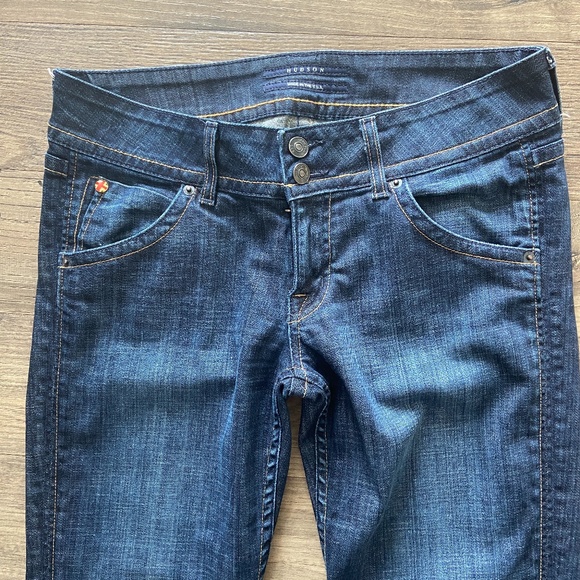 Hudson Jeans Denim - HUDSON Signature Bootcut Jean Mid Rise Jeans 32